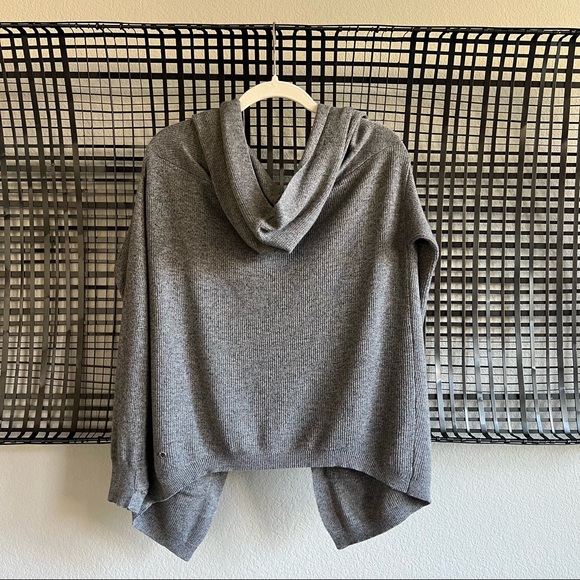 Lululemon Cabin Yogi Wrap - Picture 4 of 6